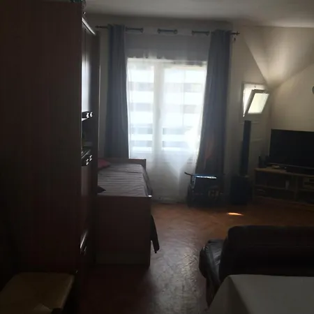 克雷泰伊睡眠住宿加早餐旅馆 * 克雷泰伊